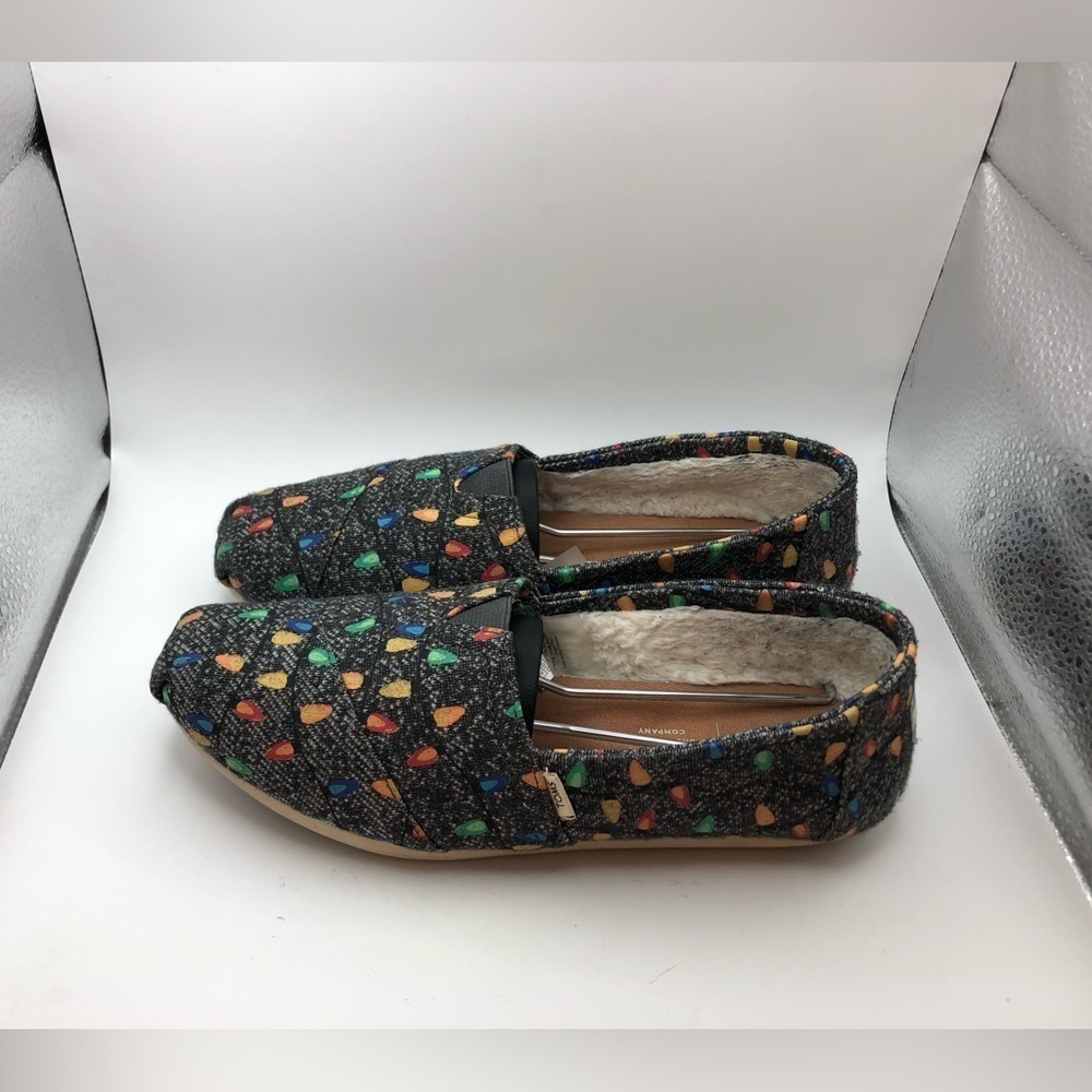 Toms Festive Lights fleece lined flats size 6.5